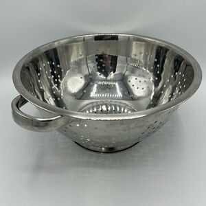 LARGE STAINLESS STEEL SILVER STRAINER COLANDER